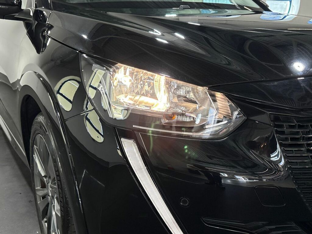 Peugeot e-208 100Kw Allure 50Kwh Black #5