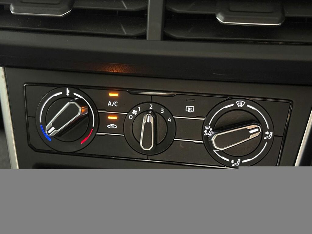 Volkswagen Polo 1.0 Life AJ73NHF Grey #2
