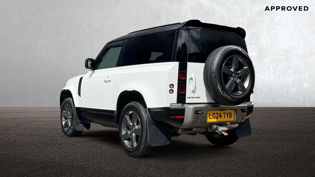 Land Rover Defender 90 3.0 D250 X-dynamic Hse 90 White #2