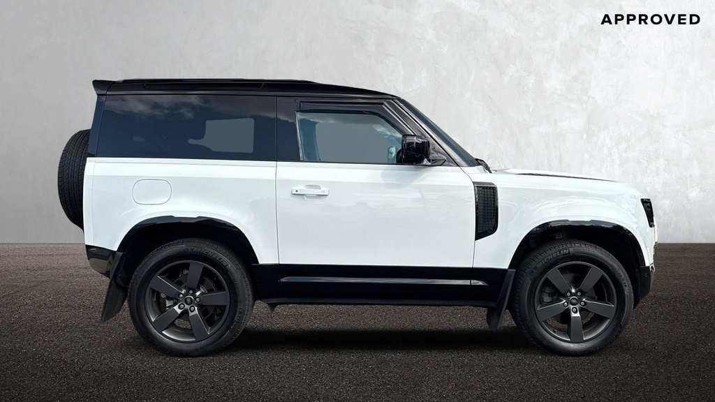 Land Rover Defender 90 3.0 D250 X-dynamic Hse 90 White #5