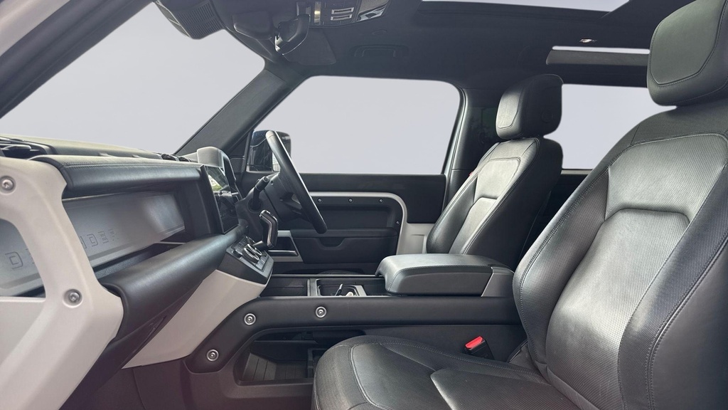 Land Rover Defender 90 3.0 D250 X-dynamic Hse 90 White #3