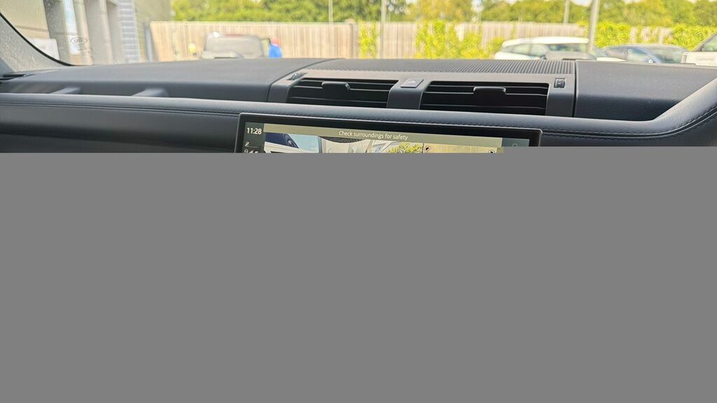Land Rover Defender 90 3.0 D250 X-dynamic Hse 90 Grey #4