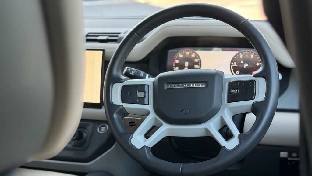 Land Rover Defender 110 Defender X-dynamic Hse Phev A Grey #31