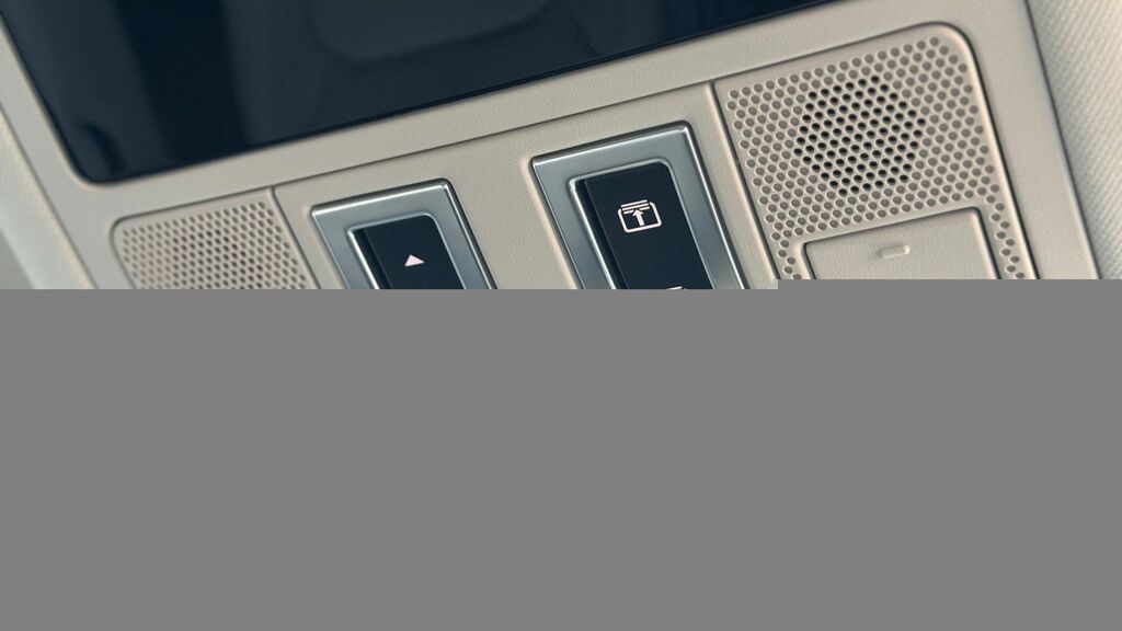 Land Rover Defender 110 Defender X-dynamic Hse Phev A Grey #12