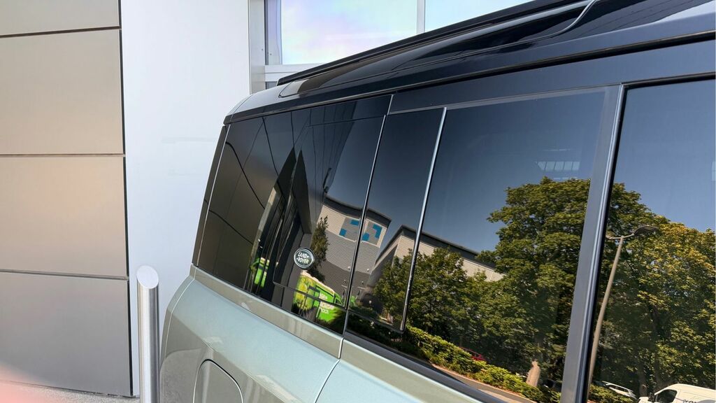Land Rover Defender 110 Defender X-dynamic Hse Phev A Grey #33