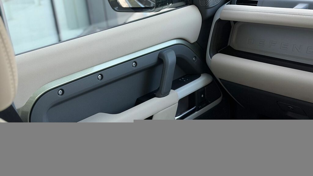 Land Rover Defender 110 Defender X-dynamic Hse Phev A Grey #32