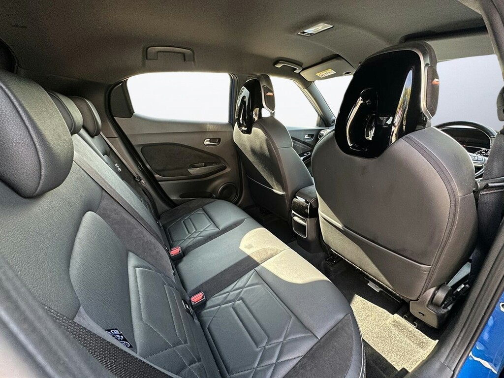 Nissan Juke 1.6 Hybrid Tekna Blue