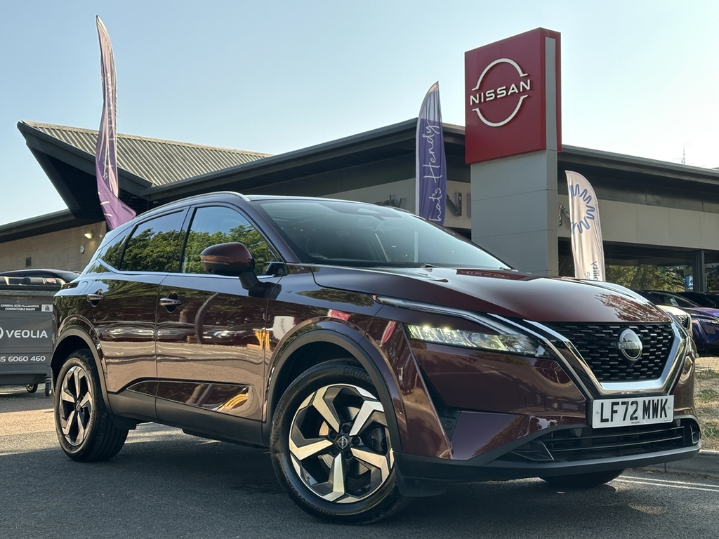 Nissan Qashqai 1.3 Dig-t Mh 158 N-connecta Xtronic Red #4