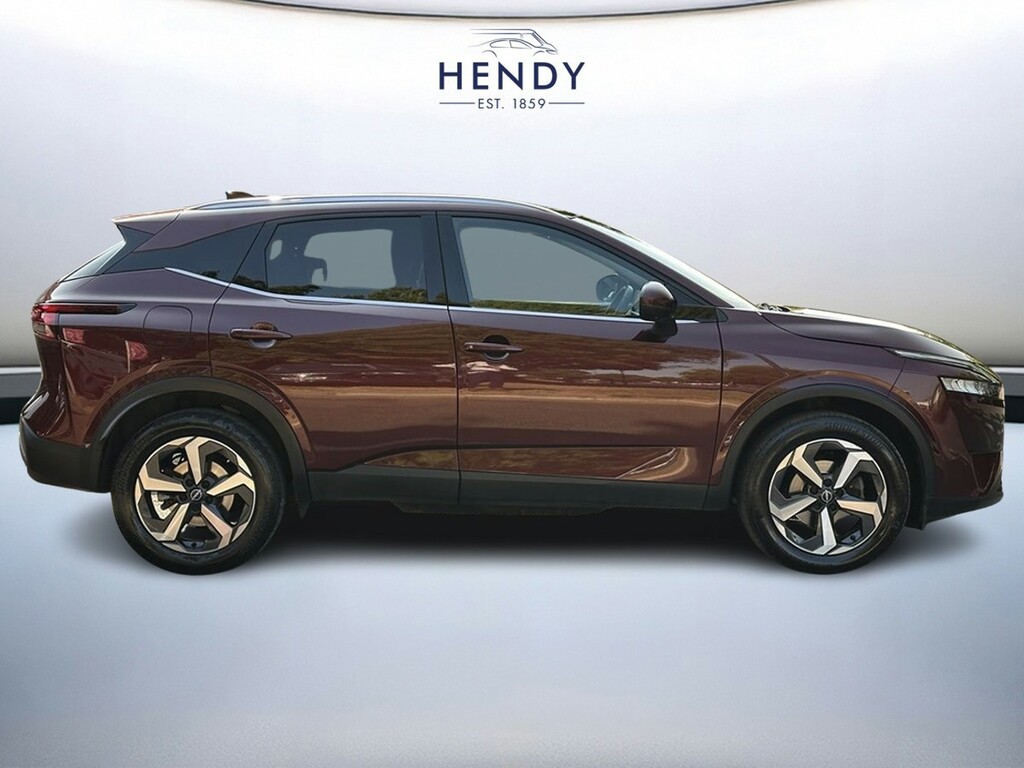 Nissan Qashqai 1.3 Dig-t Mh 158 N-connecta Xtronic Red