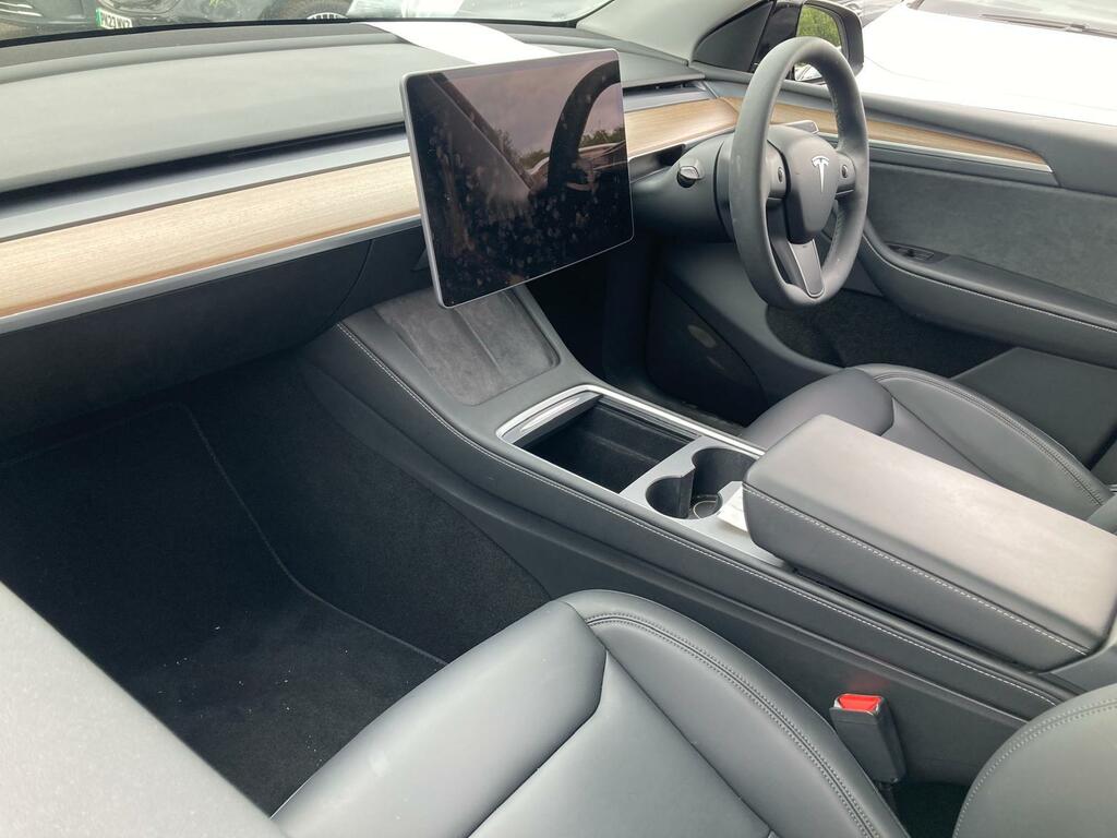 Tesla Model Y Auto Rwd 5dr LA24ZYB #4