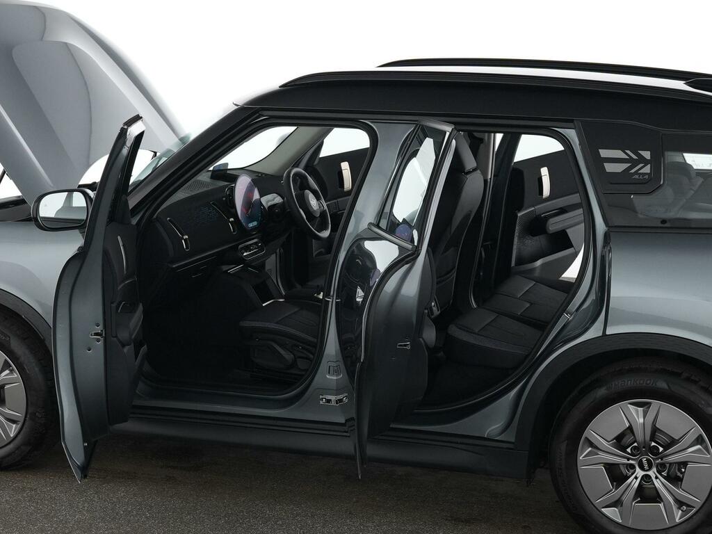 Mini Electric Se 54.2Kwh Exclusive Blue #29
