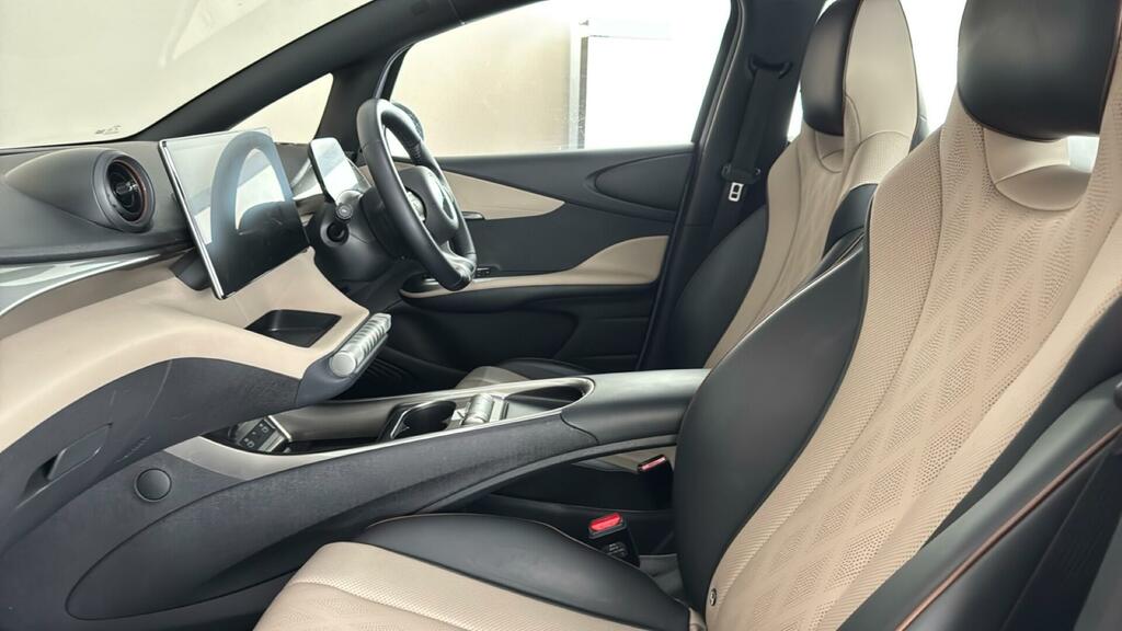 Byd Dolphin Hatchback White #42
