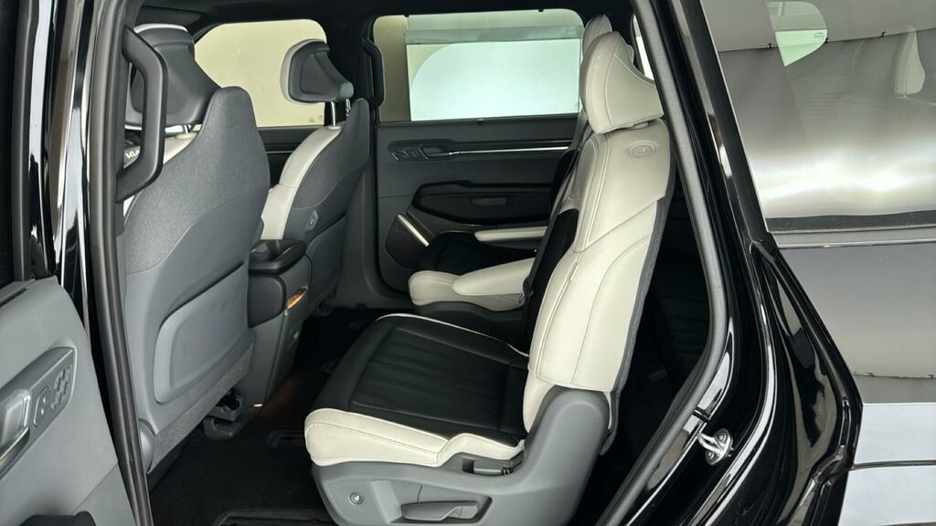 Kia EV9 Suv Black #25