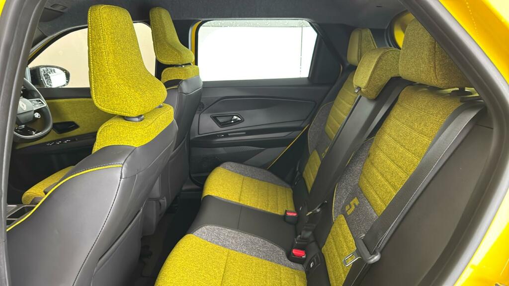 Renault 5 E-Tech 90Kw Techno Urban Range 40Kwh Green #47