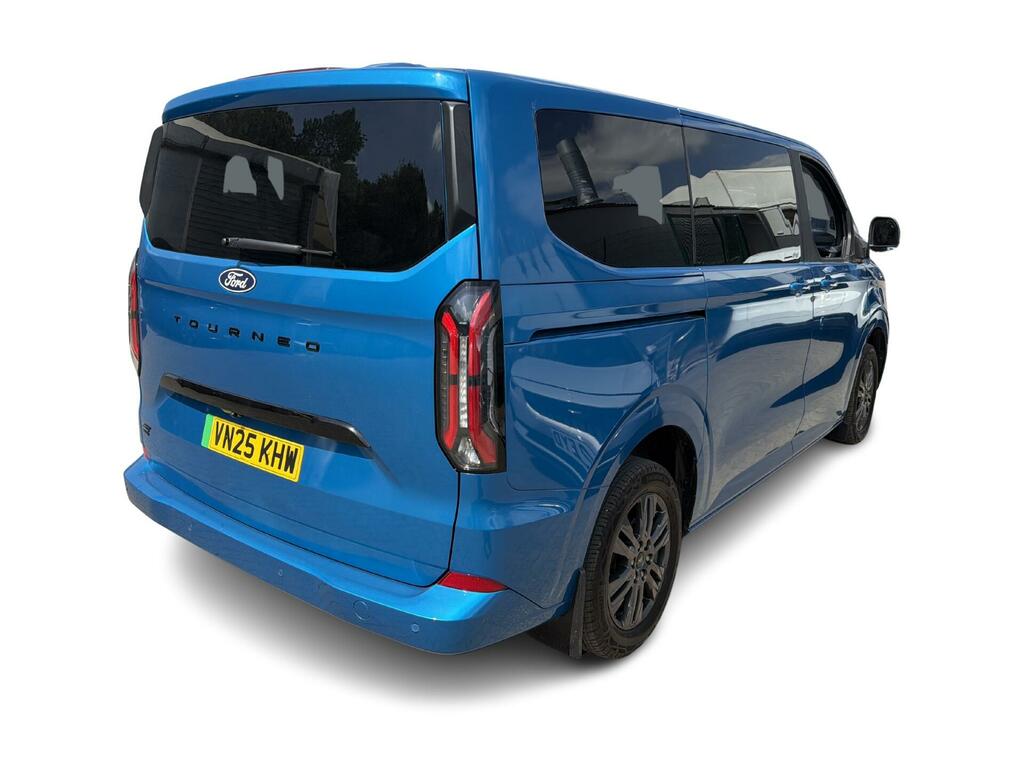 Ford Tourneo Custom 340 65Kwh Titanium L1 #2