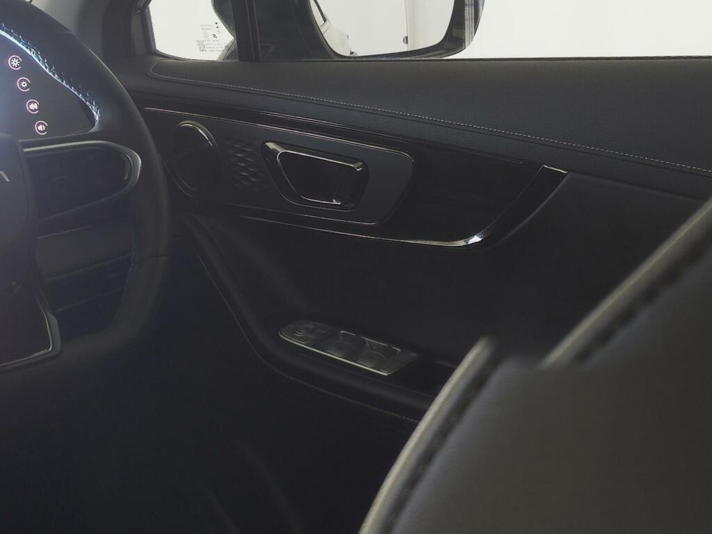 Omoda E5 150Kw Noble 61Kwh White #12