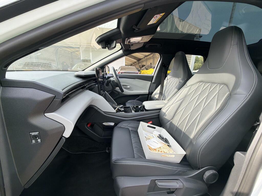 Ford Explorer Extended Range 77Kwh Premium #5
