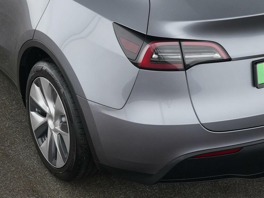 Tesla Model Y Rwd Pan Roof, White #20
