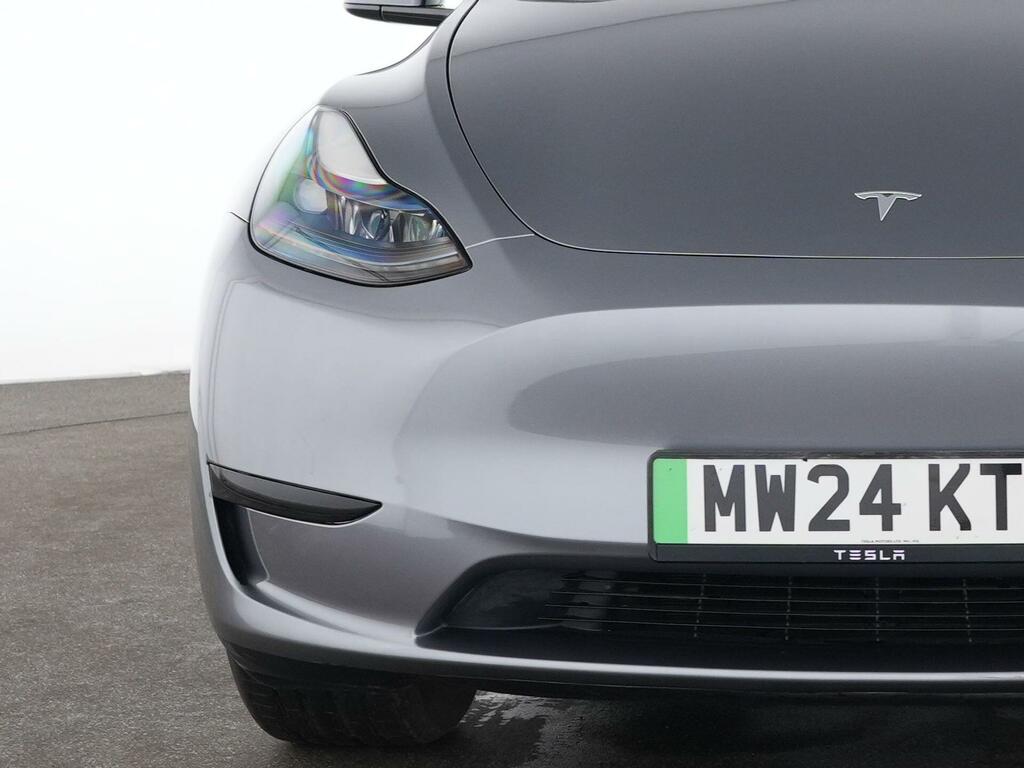 Tesla Model Y Rwd Pan Roof, White #13