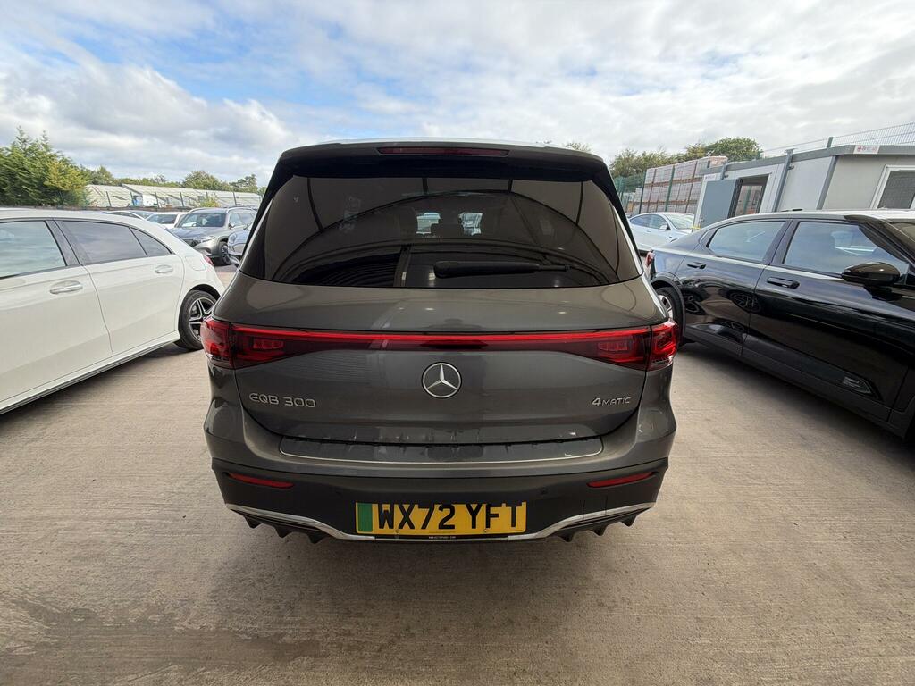 Mercedes-Benz EQB Eqb 300 66.5Kwh Amg Line Premium 4Matic  #5