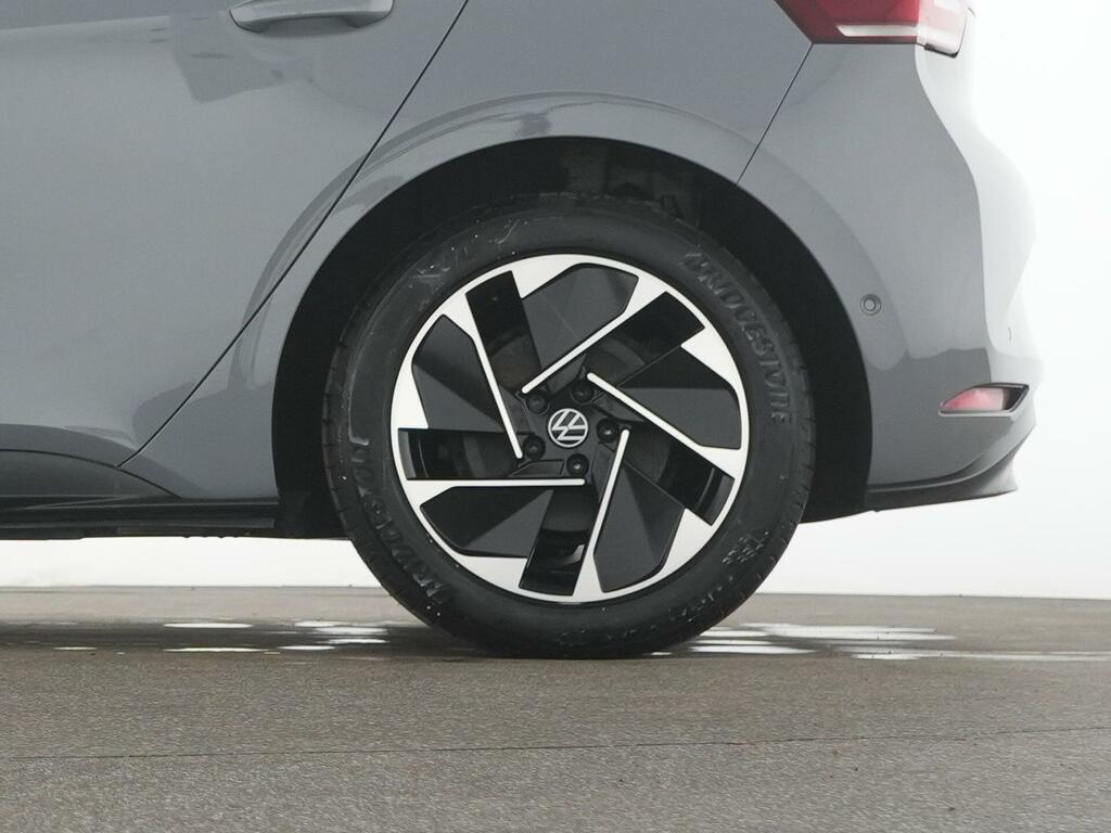 Volkswagen ID.3 58Kwh Life Grey #34