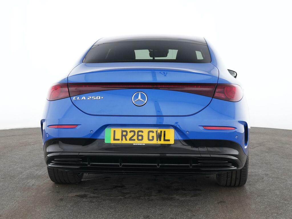 Mercedes-Benz CLA Class 220 4Matic Amg Line Premium Plus 2026 #6