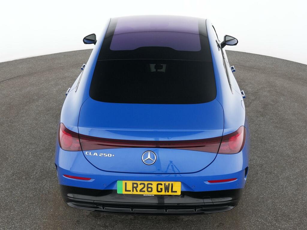 Mercedes-Benz CLA Class 220 4Matic Amg Line Premium Plus 2026 #26