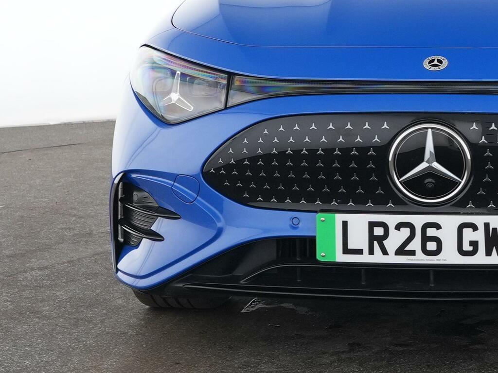 Mercedes-Benz CLA Class 220 4Matic Amg Line Premium Plus 2026 #13