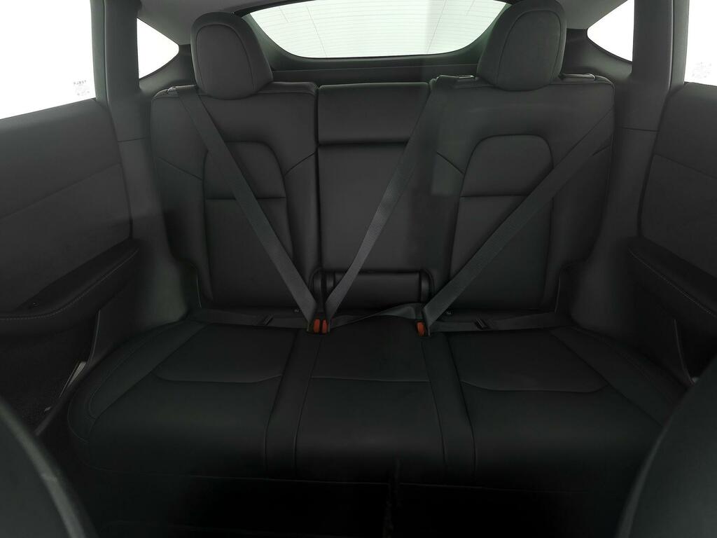 Tesla Model Y Auto Rwd 5dr #4