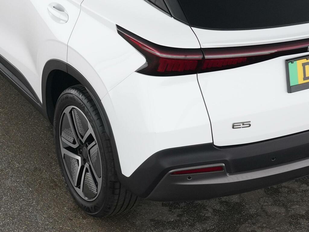 Omoda E5 150Kw Noble 61Kwh Estate Silver #26