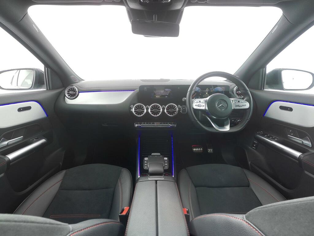 Mercedes-Benz EQA Eqa 350 66.5Kwh Amg Line Premium 4Matic #3