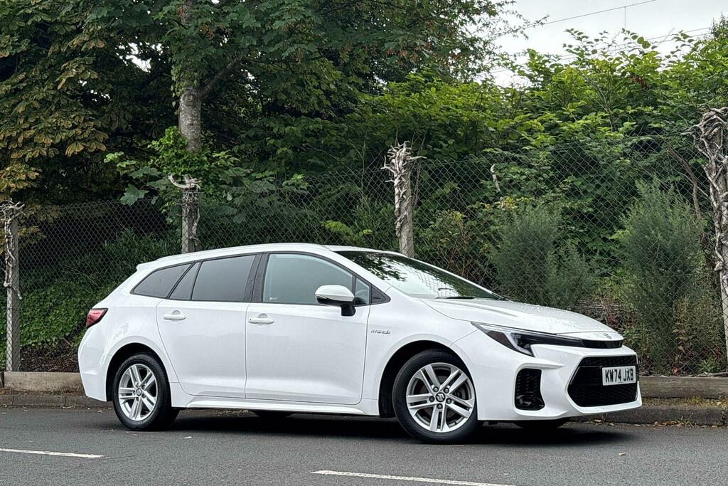 Suzuki Swace Swace 1.8H Ultra Cvt Euro 6 Ss 2574 Suzuki White