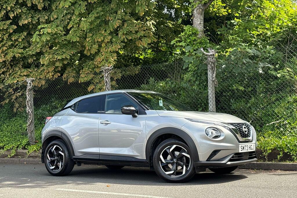 Nissan Juke Juke 1.0 Dig-t N-connecta Euro 6 Ss 2373 N Silver