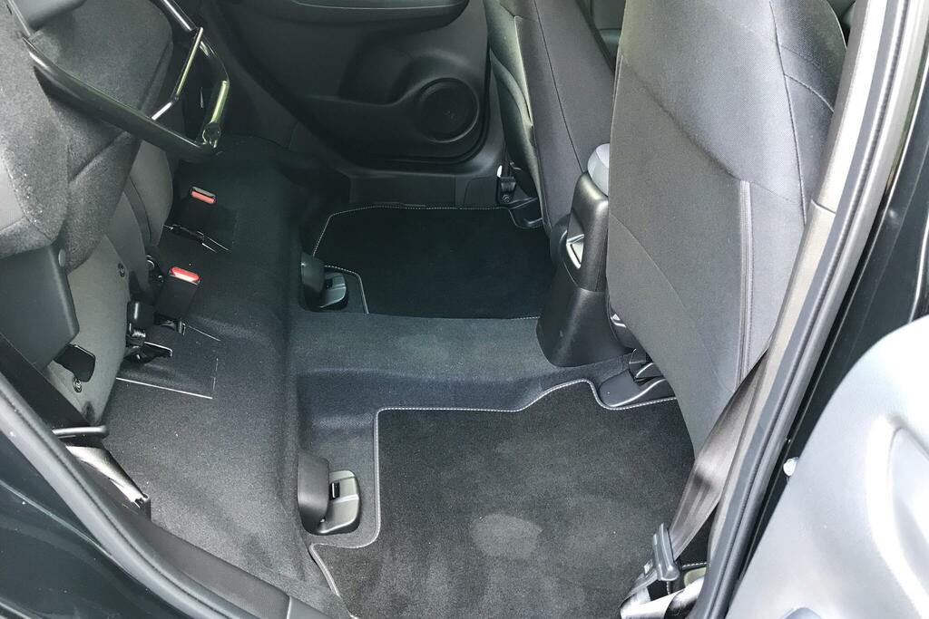 Honda Jazz Honda Jazz 1.5 I-mmd Hybrid Crosstar Ex Ecvt H Black #15