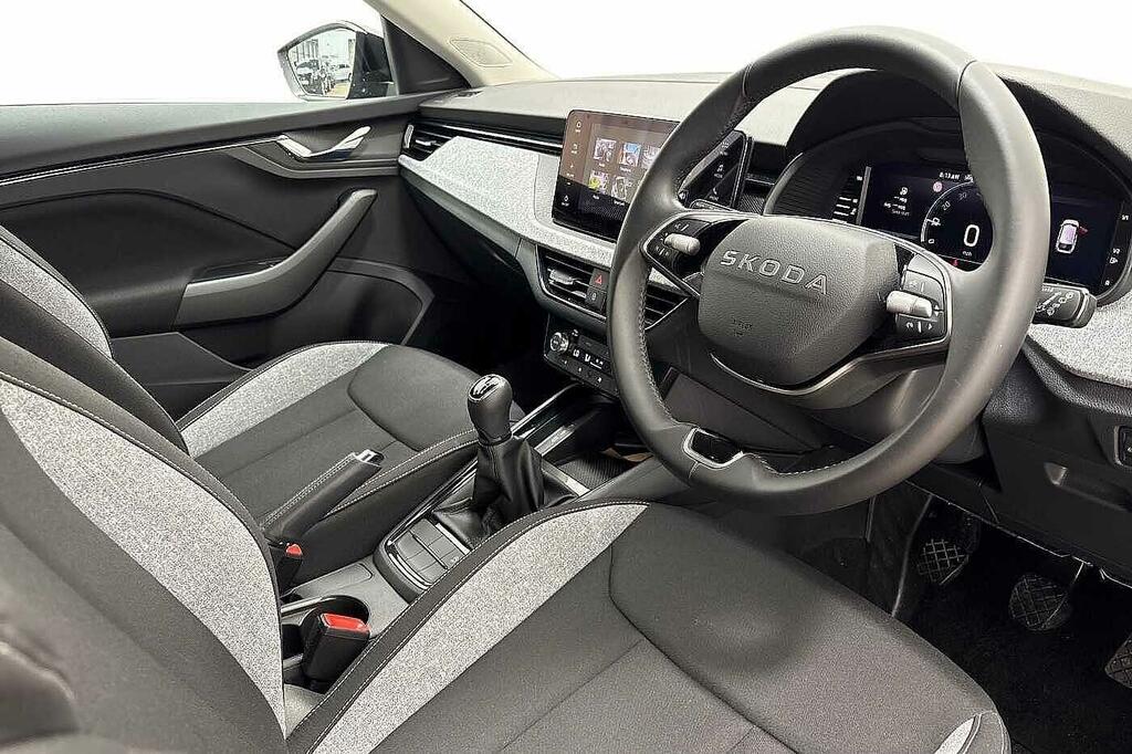 Skoda Scala Scala 1.0 Tsi 116 Se Edition 2575 Koda Black #6