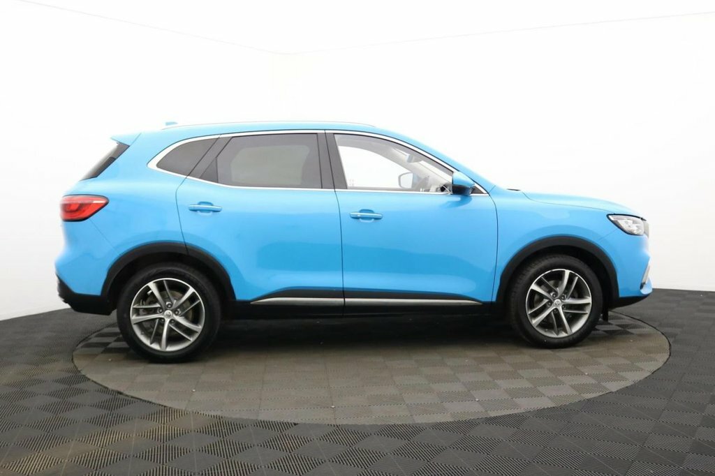 MG HS 1.5L Exclusive Blue #2