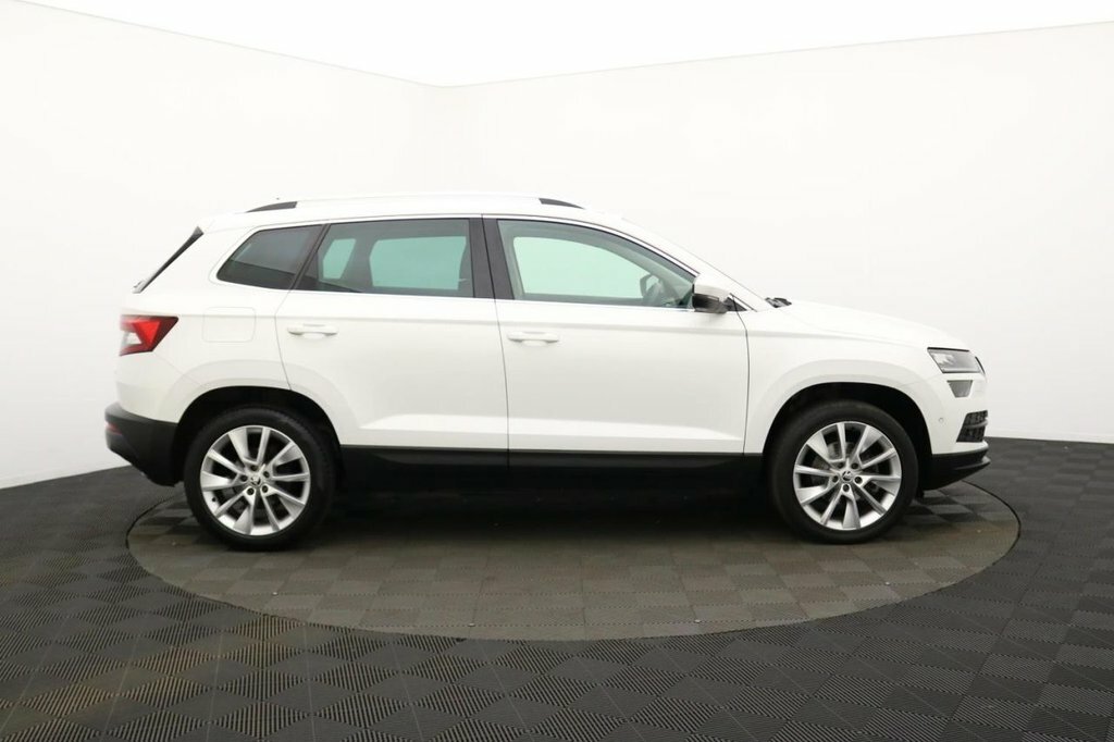 Skoda Karoq 1.6L Se L White #2