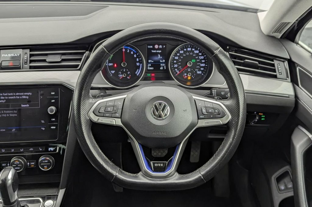 Volkswagen Passat 2.0 Tdi Evo Se Nav Saloon Dsg Euro 6 S Black #29
