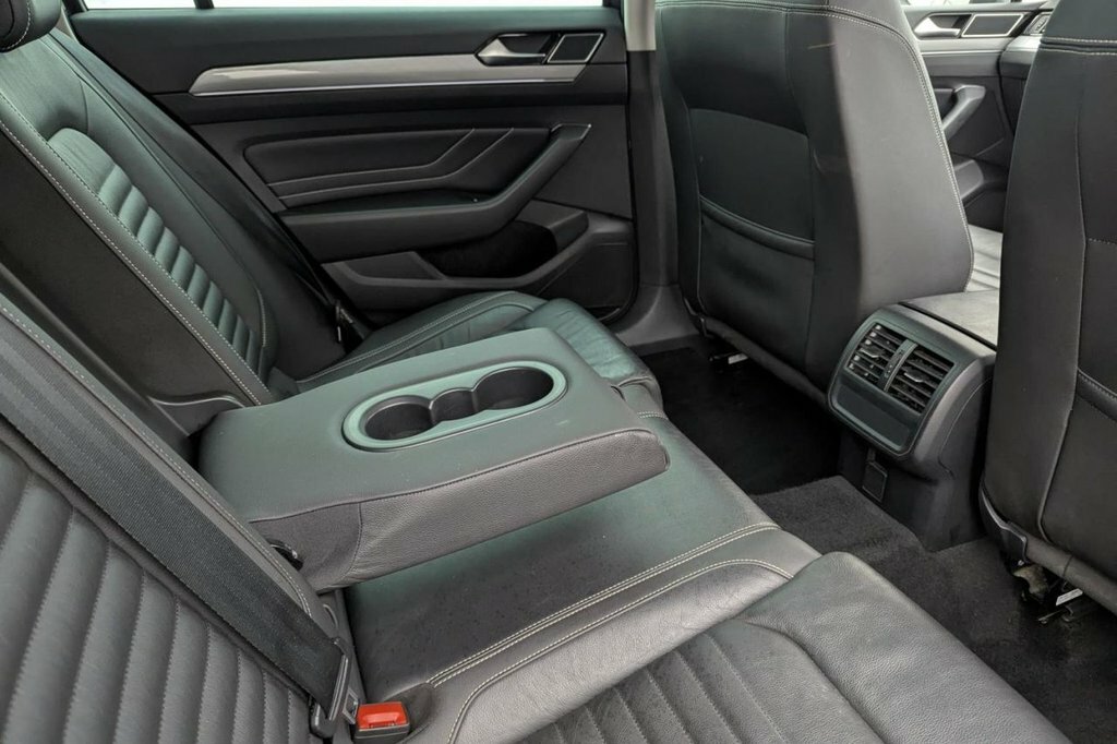Volkswagen Passat 2.0 Tdi Evo Se Nav Saloon Dsg Euro 6 S Black #16