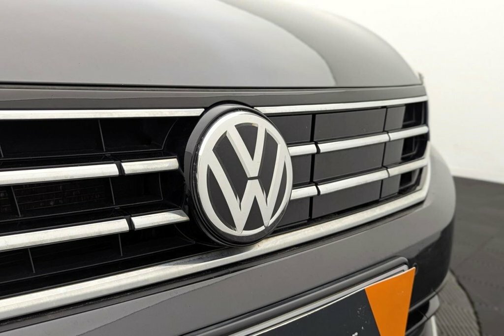 Volkswagen Passat 2.0 Tdi Evo Se Nav Saloon Dsg Euro 6 S Black #43