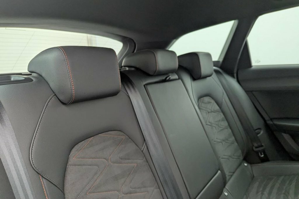 Seat Leon 2.0 Tdi Xperience Lux Suv Dsg Euro 6 S White #17