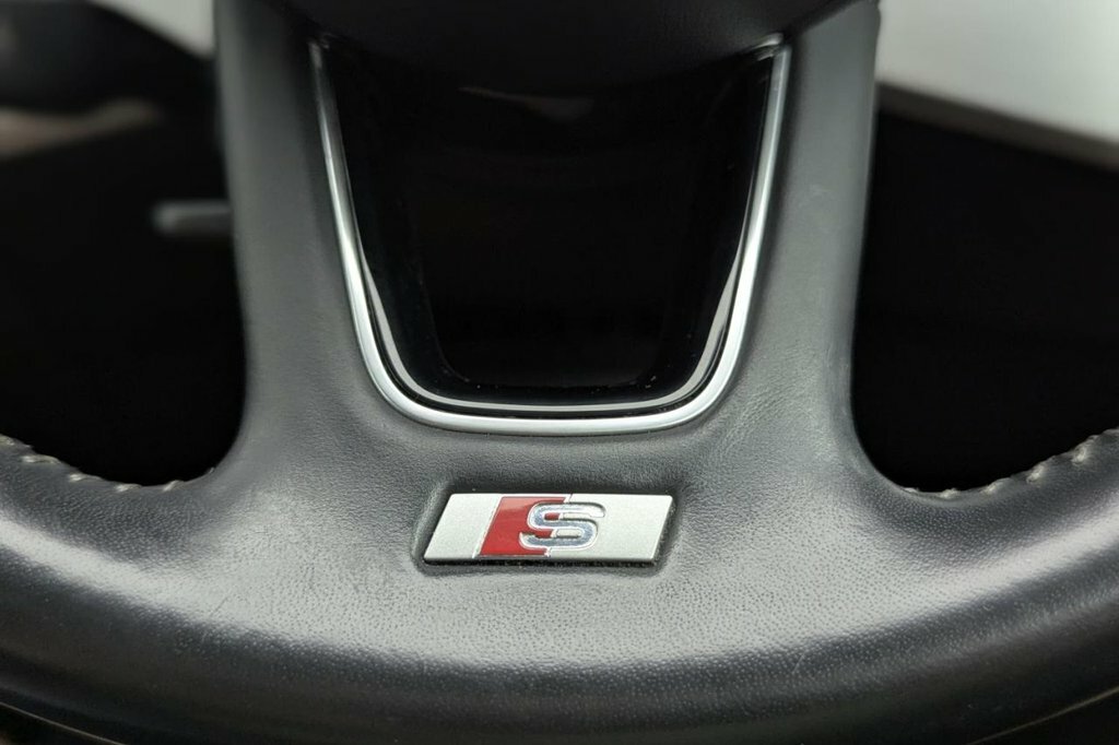 Audi A4 2.0 Tdi Ultra Sport Estate Euro Black #32