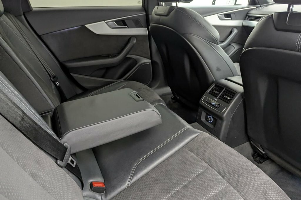 Audi A4 2.0 Tdi Ultra Sport Estate Euro Black #16