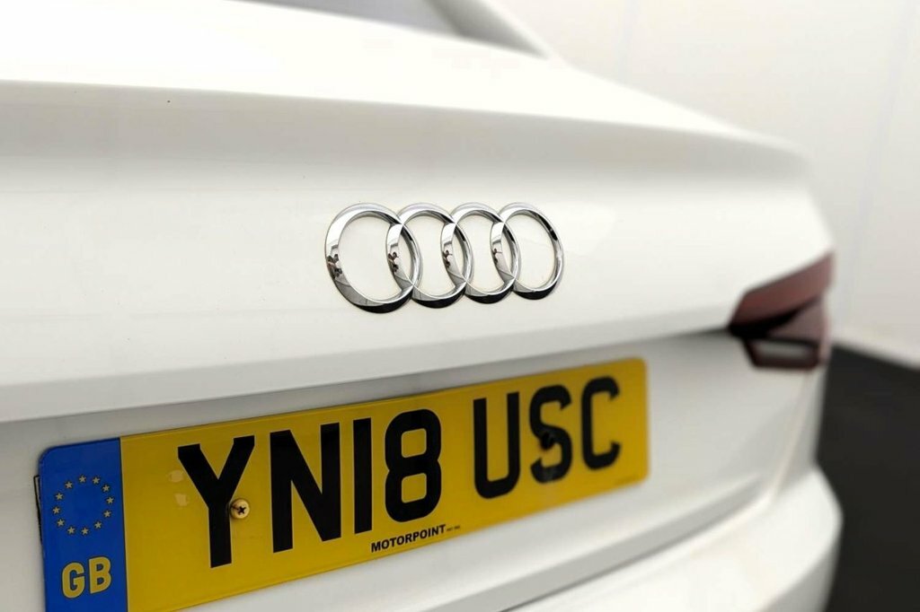 Audi A4 2.0 Tdi Ultra Sport Estate Euro Black #44