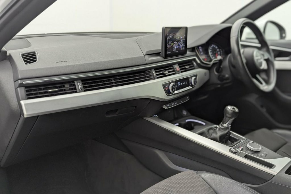 Audi A4 2.0 Tdi Ultra Sport Estate Euro Black #20