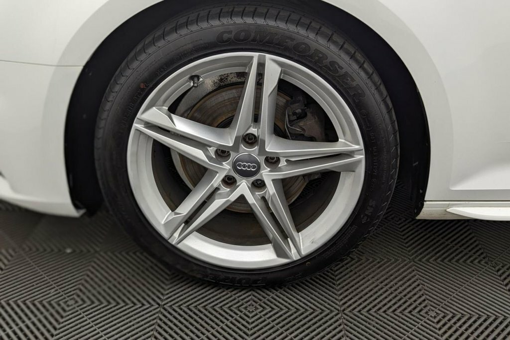 Audi A4 2.0 Tdi Ultra Sport Estate Euro Black #52
