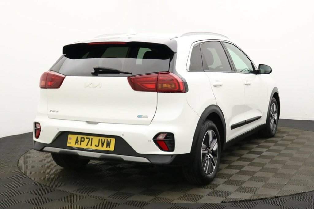 Kia Niro 1.6L 2 White #4