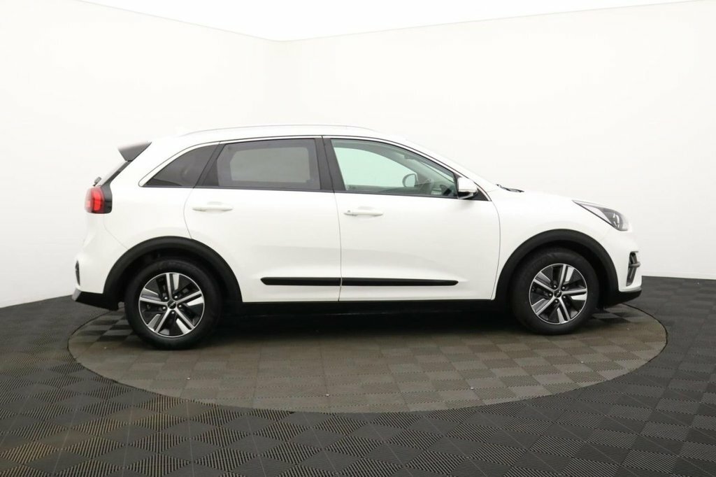 Kia Niro 1.6L 2 White #2