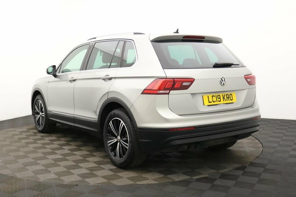 Volkswagen Tiguan 1.5L Se Navigation Silver #6