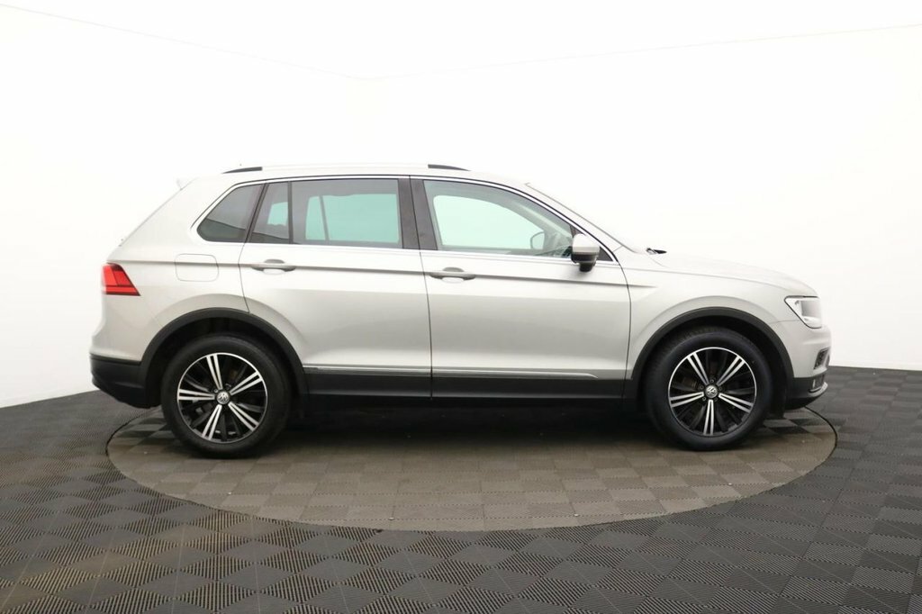 Volkswagen Tiguan 1.5L Se Navigation Silver #2